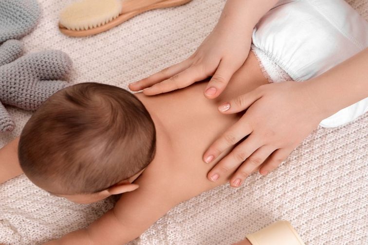 Usage of baby oil