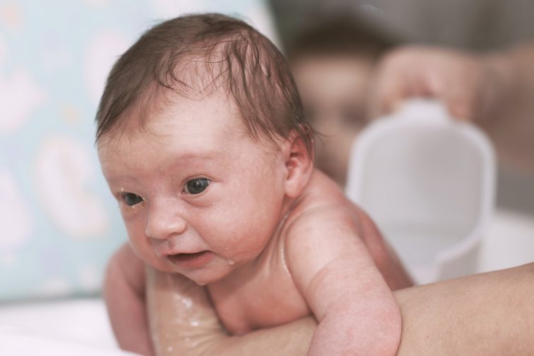 temperatura vode za kupanje bebe